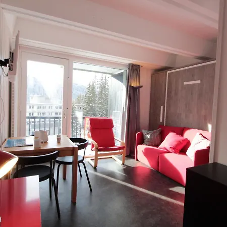 Renove Pour 4 Pers, Balcon, Au Pied Des Pistes Et Commerces - Fr-1-687-111 Apartmán Arâches
